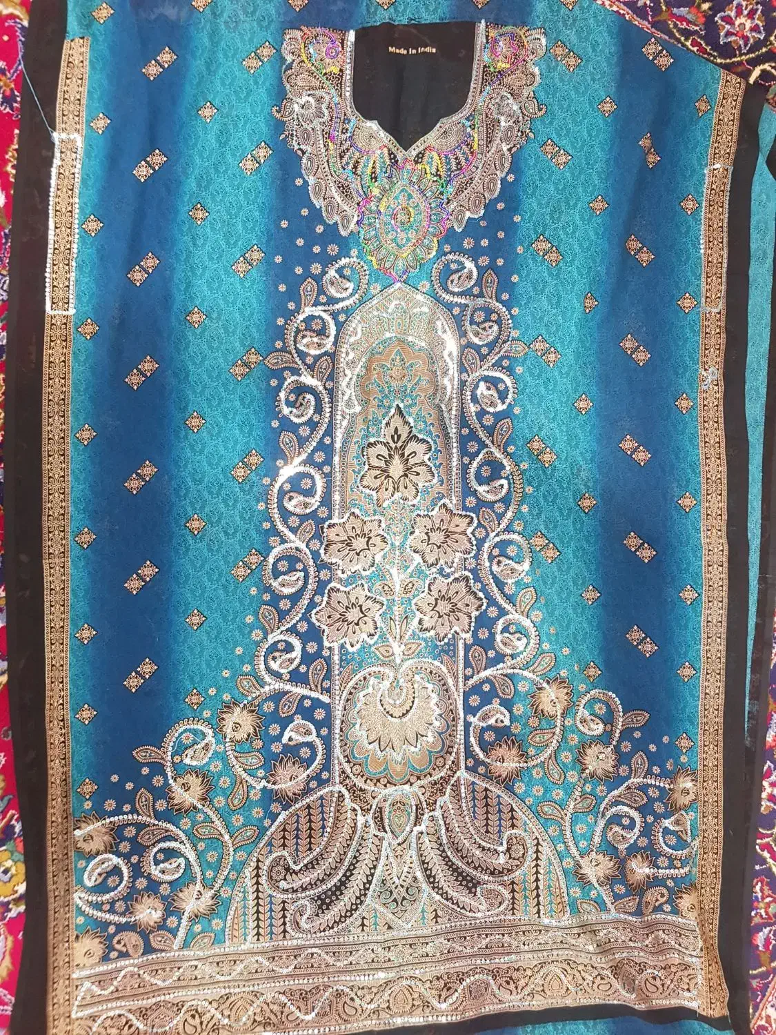 لباس هندی|لباس|قائن, |دیوار