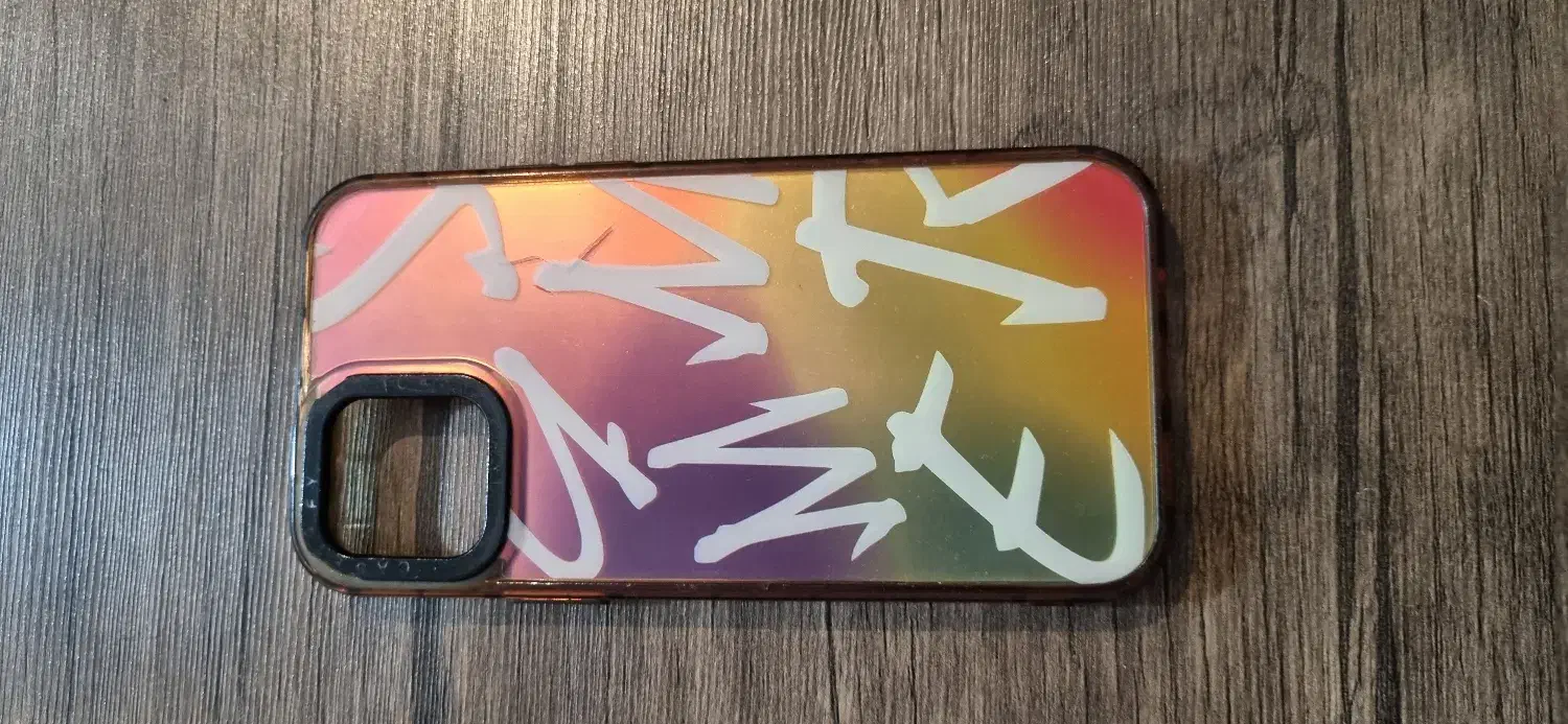 قاب آیفون ۱۲ پرو شارژر مخصوص آیفون اصلی|لوازم جانبی موبایل و تبلت|تهران, بهار|دیوار