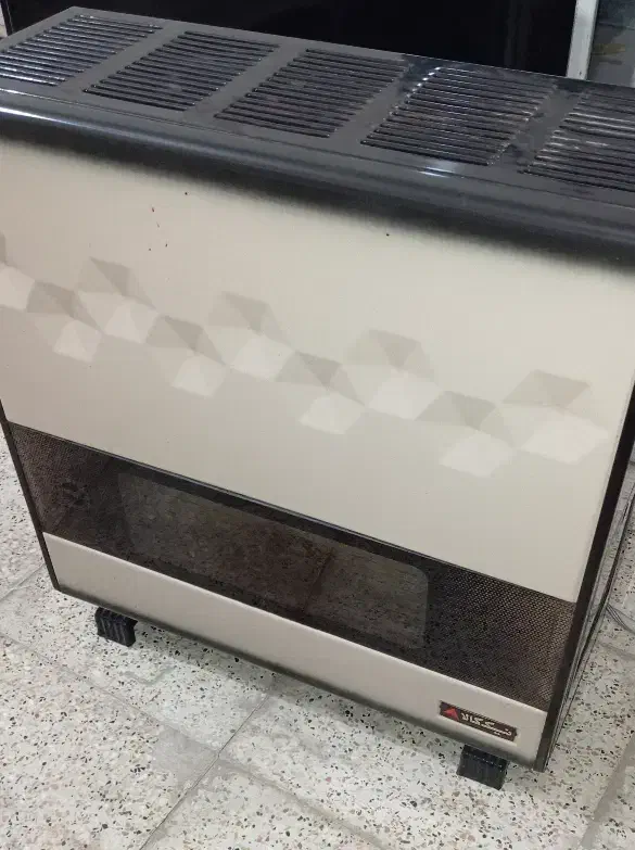 سه عدد بخاری|بخاری، هیتر، شومینه|رباط‌کریم, الارد|دیوار