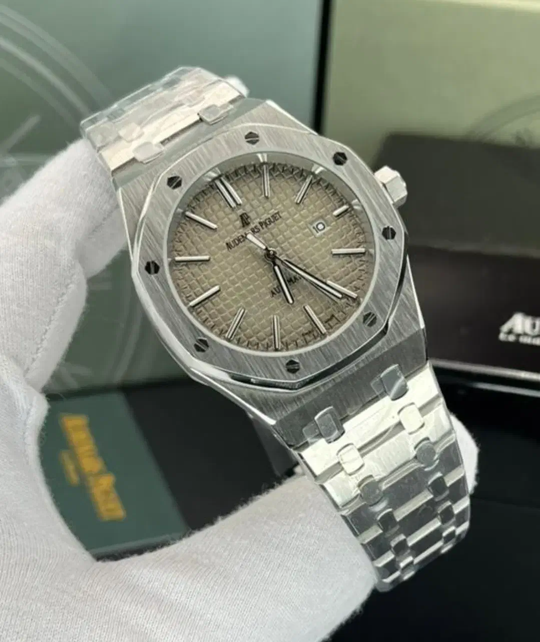 ساعت  ادمادرپیگه|ساعت|نورآباد, |دیوار