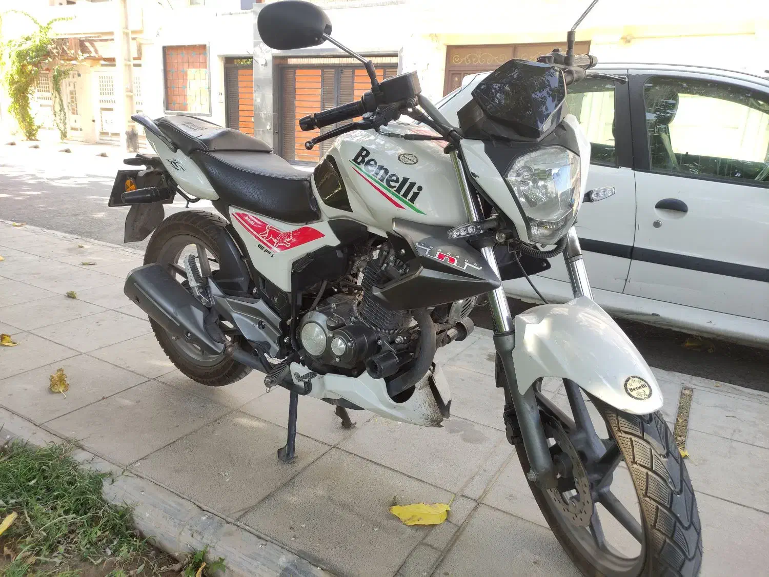 بنلی 150cc|موتورسیکلت|قم, نیروگاه|دیوار