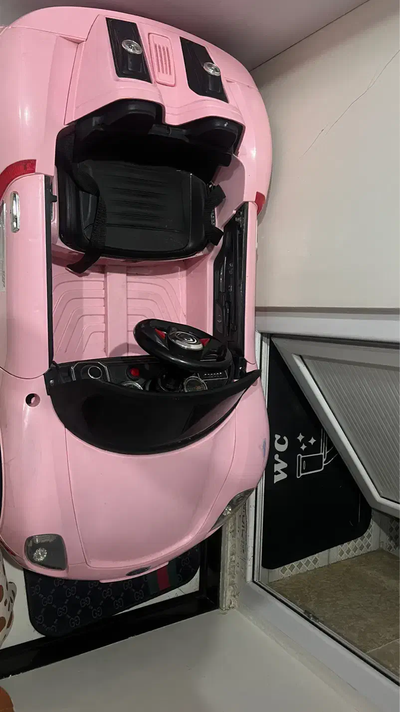 ماشین شارزی کاملا سالم|اسباببازی بچه|تهران, شهرک گلها|دیوار