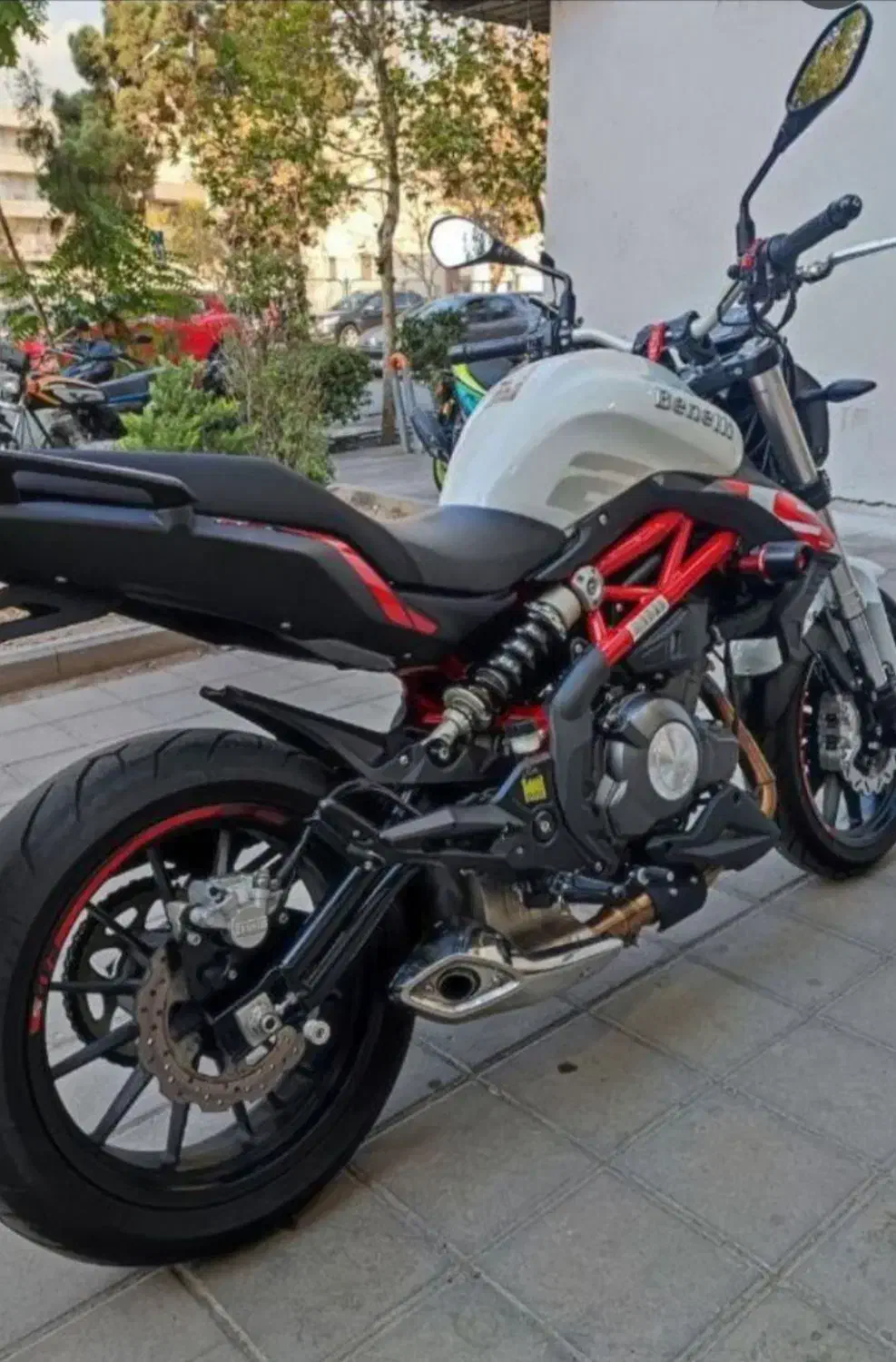 بنلی بنلی300|موتورسیکلت|رشت, دیلمان|دیوار