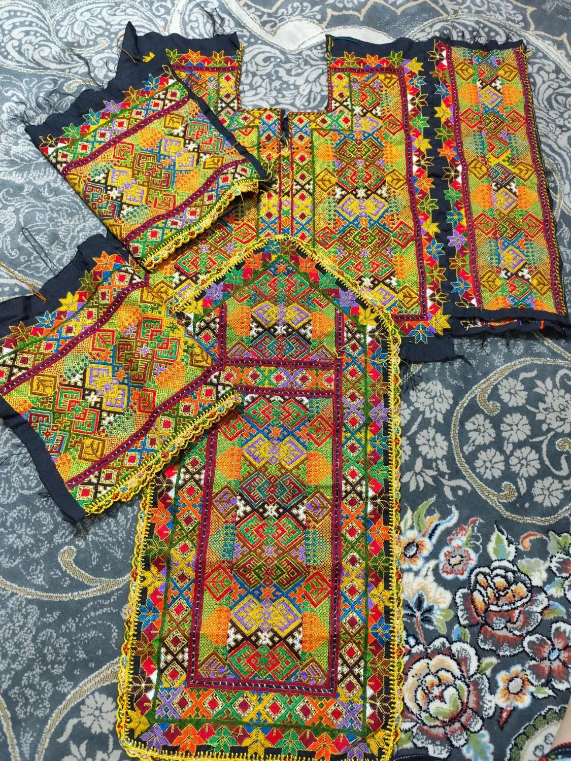 بدن استین|لباس|سراوان, |دیوار