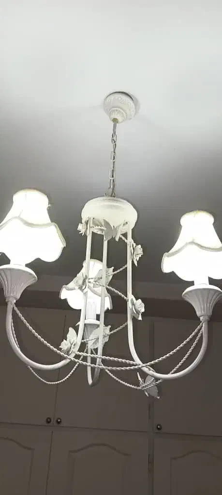 لوستر ۳ شاخه|لوستر و چراغ آویز|تهران, بنی‌هاشم|دیوار