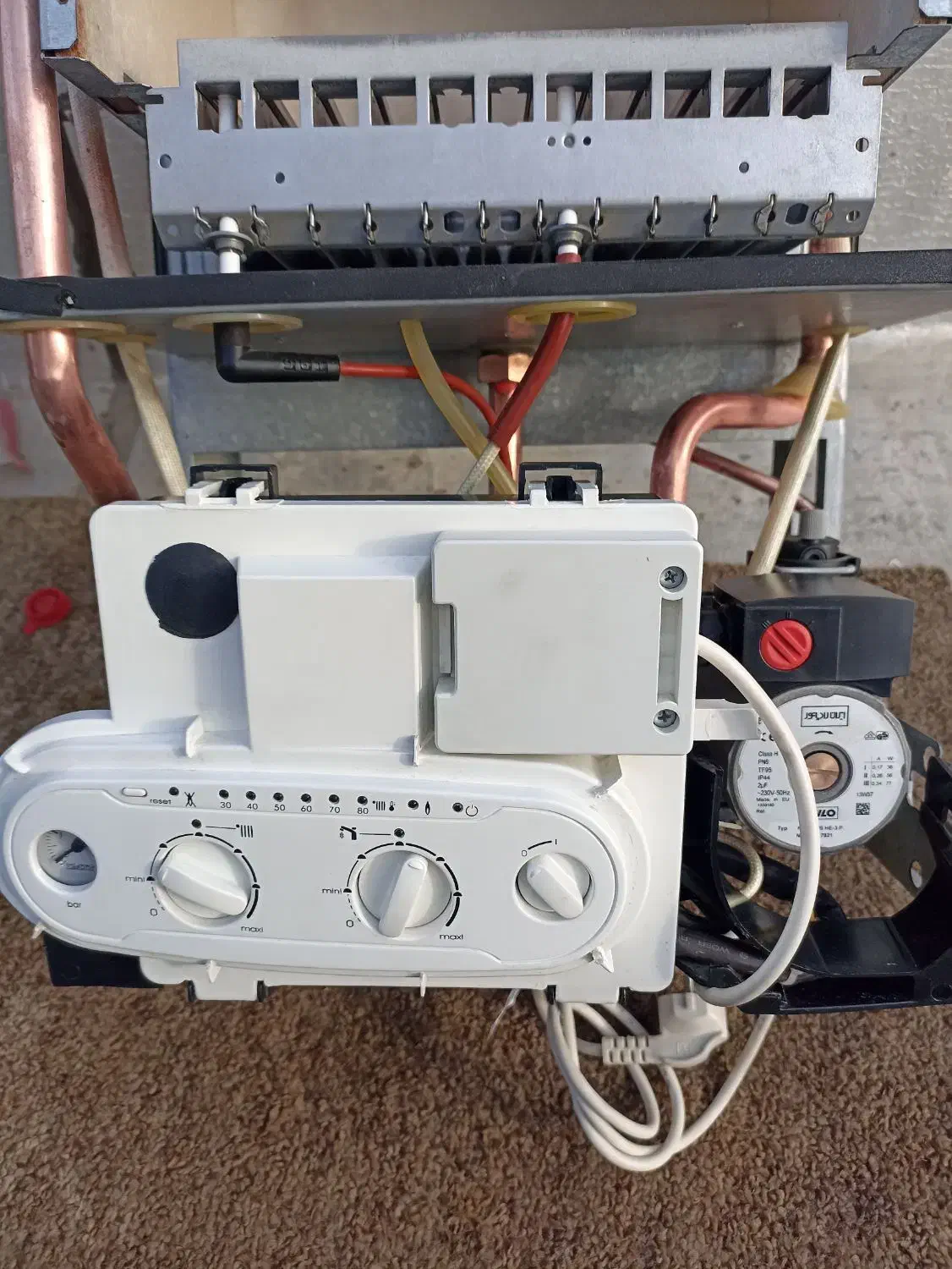 پکیج دیواری ایران رادیاتور 24000 دومبدل|آبگرمکن، پکیج، شوفاژ|تهران, ارجمندی راد|دیوار