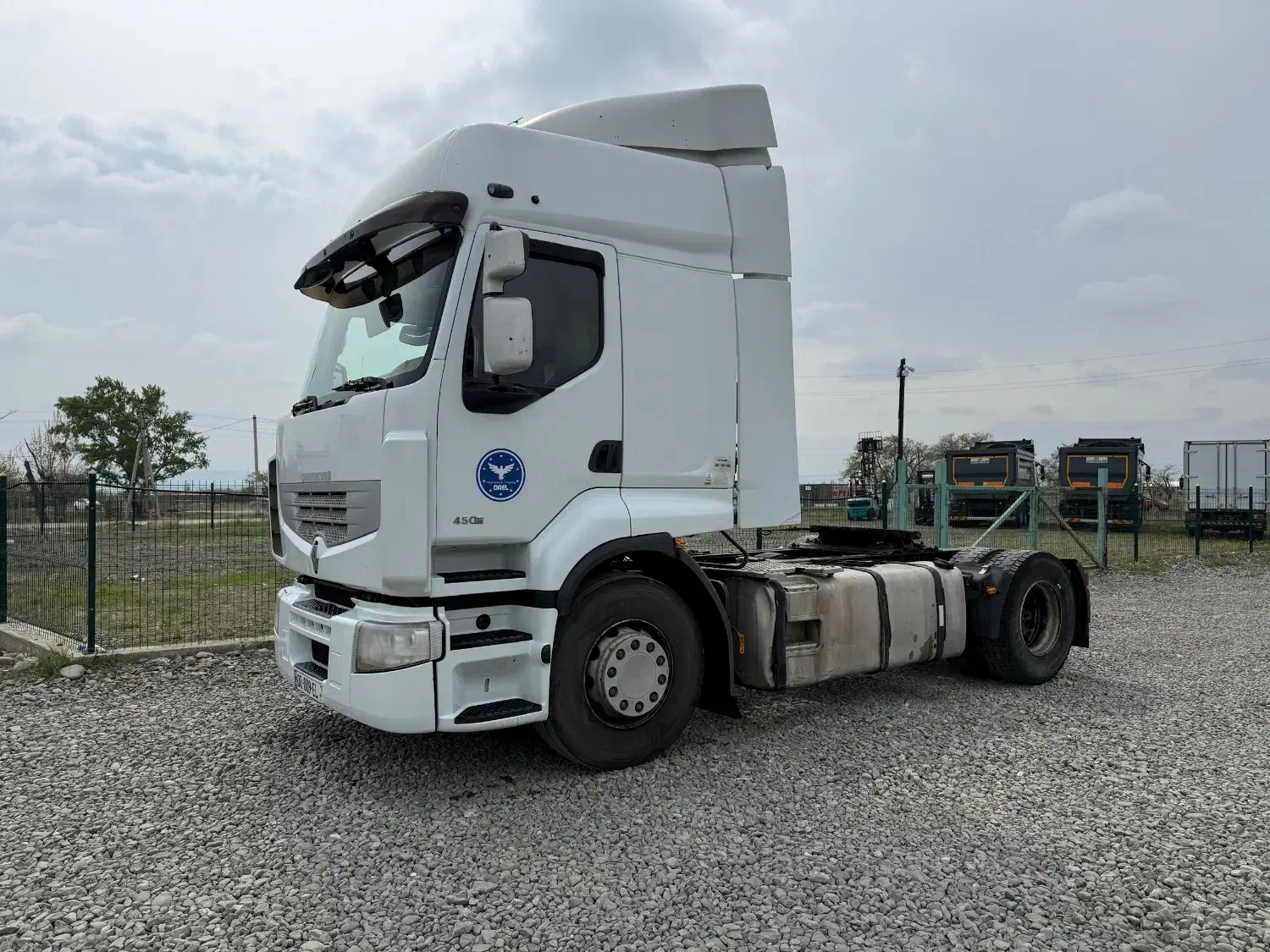 رنو پریمیوم 450 پلاک گرجی|خودرو سنگین|آستارا, |دیوار