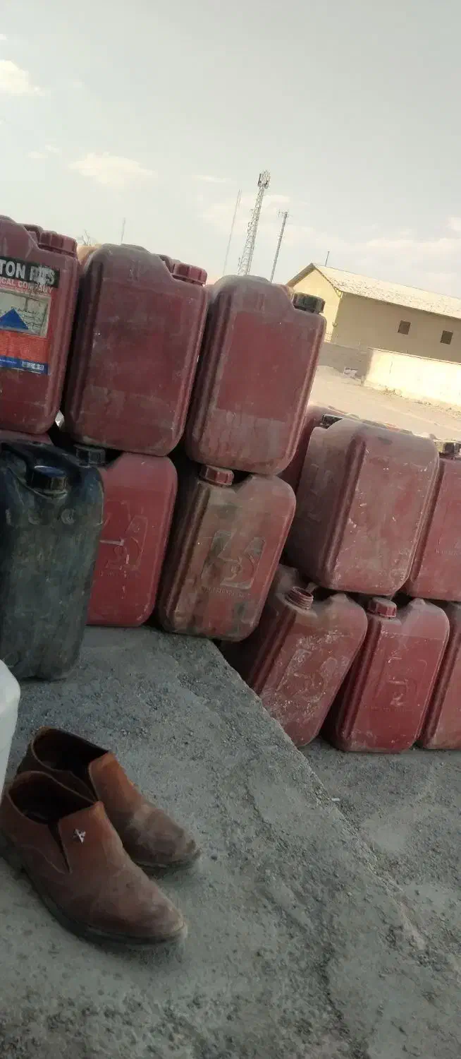 بیست لیتری خارجی درجه یک|عمدهفروشی|میرجاوه, |دیوار