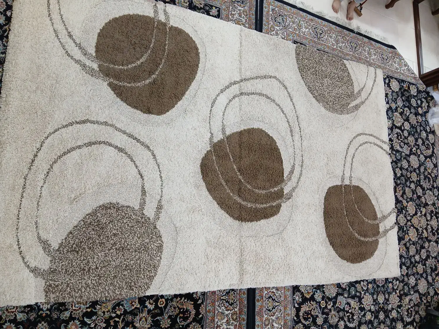 دو تخته فرش .. یک ۶ متری. یه ۱ونیم متری قیمت پایین|فرش|پیشوا, |دیوار