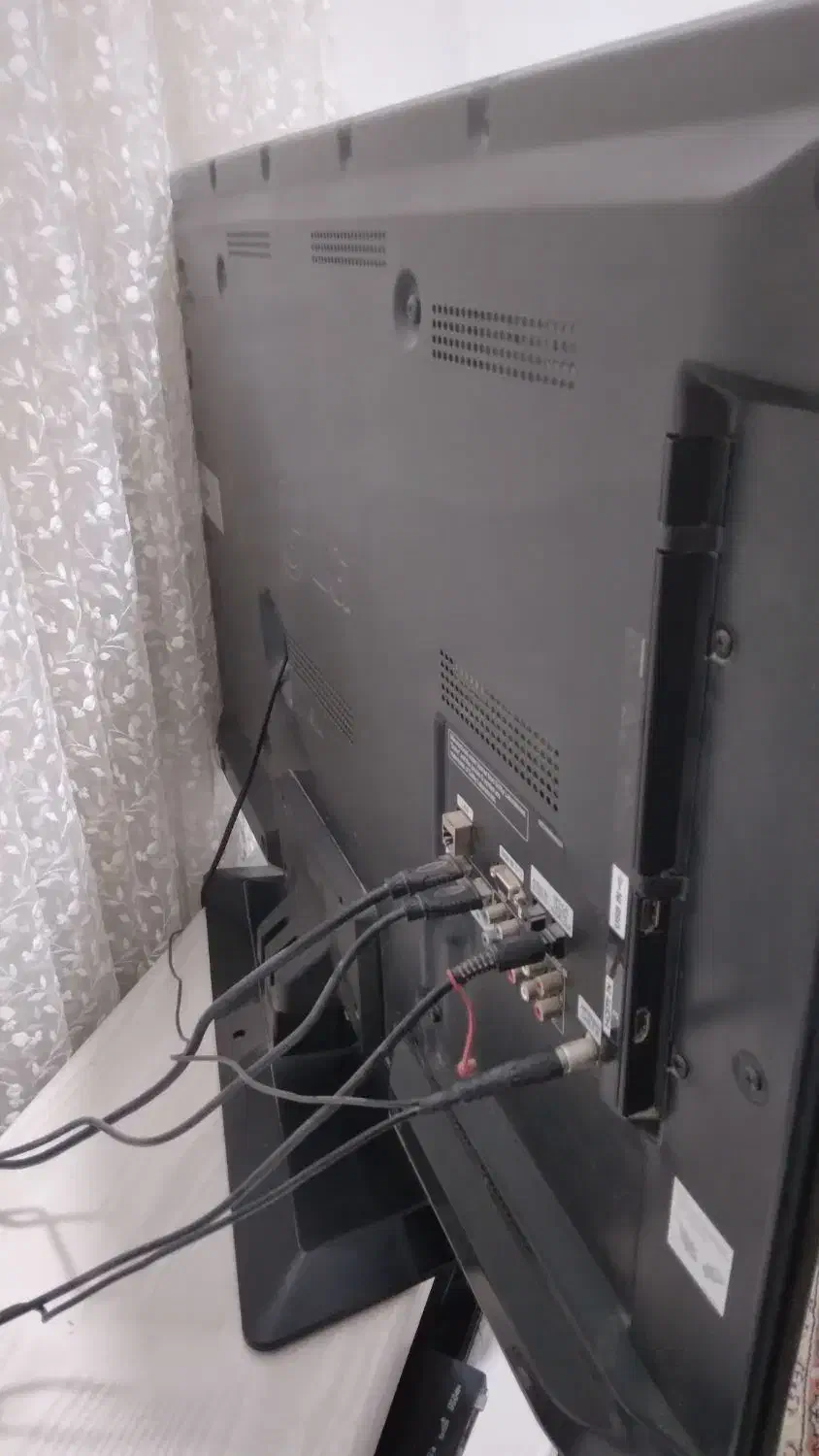 تلوزیون|تلویزیون و پروژکتور|بومهن, |دیوار