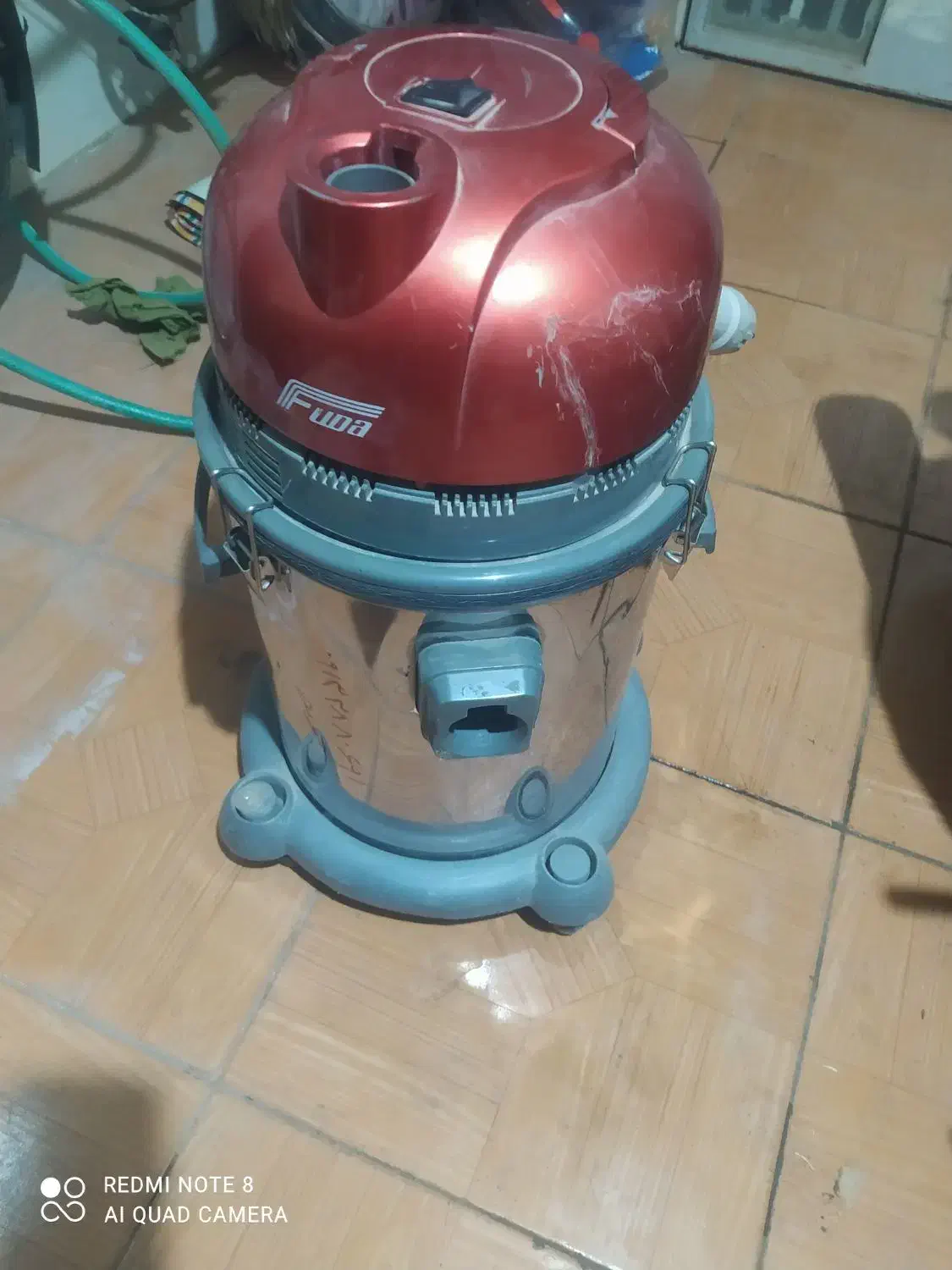 جارو برقی سطللی هرکدام 1700|جاروبرقی، جارو شارژی، بخارشو|اصفهان, سودان|دیوار