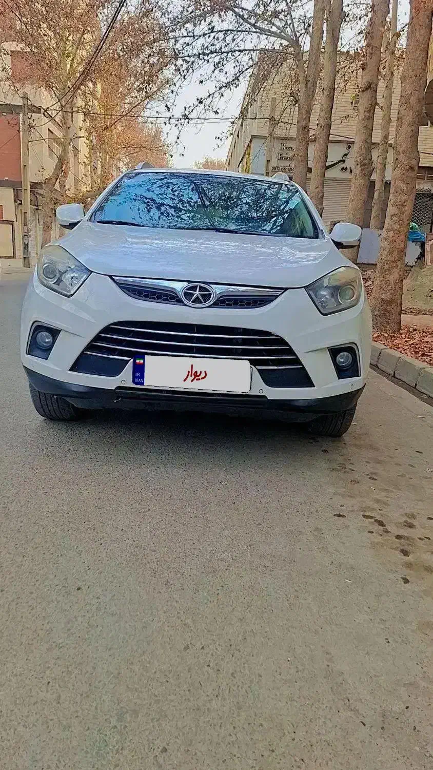 جک s5مدل اخر95 کم کار.بی رنگ.|خودرو سواری و وانت|کرج, حسین‌آباد|دیوار