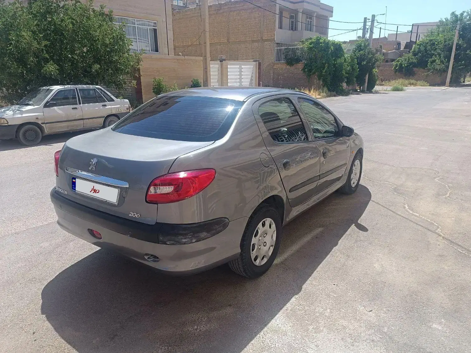206sdv8|خودرو سواری و وانت|شیراز, غدیر شمالی|دیوار