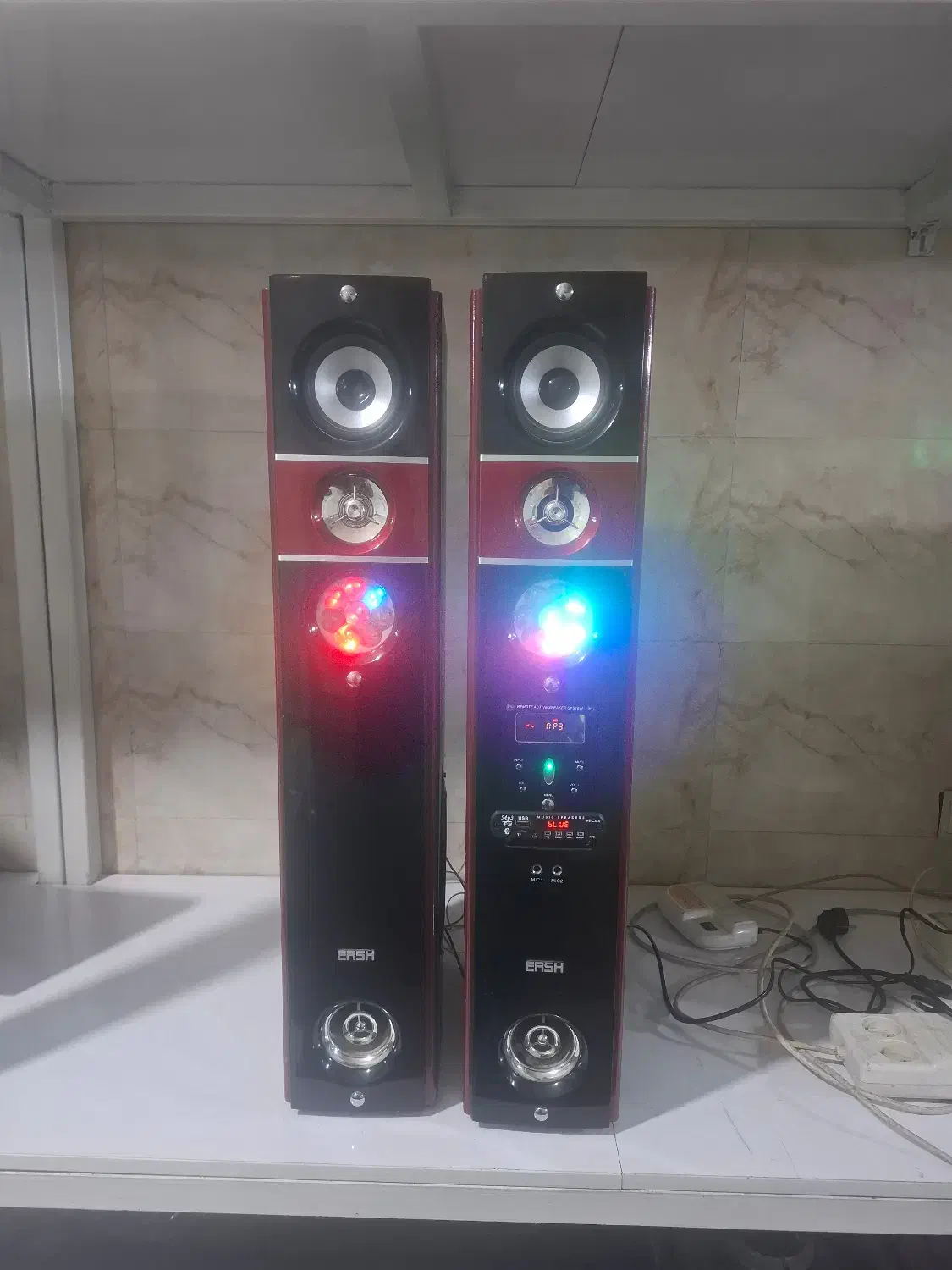 اسپیکر فلش خور بلوتوثی رقص نور دارد سالم ارتفاع۸۰|سیستم صوتی خانگی|کرج, چمران|دیوار