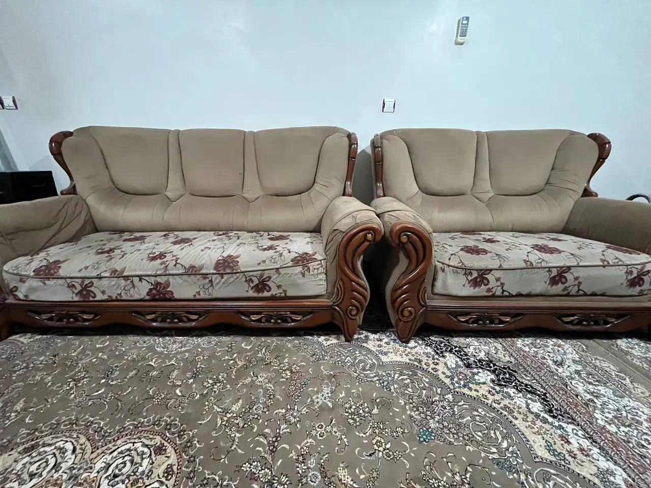 مبلمان نه نفره|مبلمان خانگی و میز عسلی|زرگرشهر, |دیوار