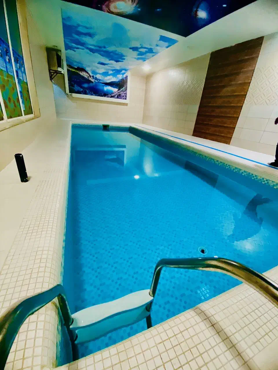 ویلا۱۰۰۰متری لوکس نوساز بااستخر آبگرم ۵۰متری زلال|اجارهٔ کوتاهمدت ویلا و باغ|سبزوار, نواب صفوی|دیوار