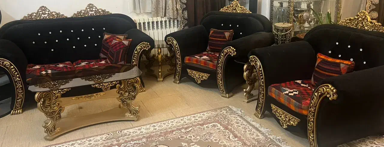 فروش فوری مبل نیم ست|مبلمان خانگی و میز عسلی|یزد, |دیوار