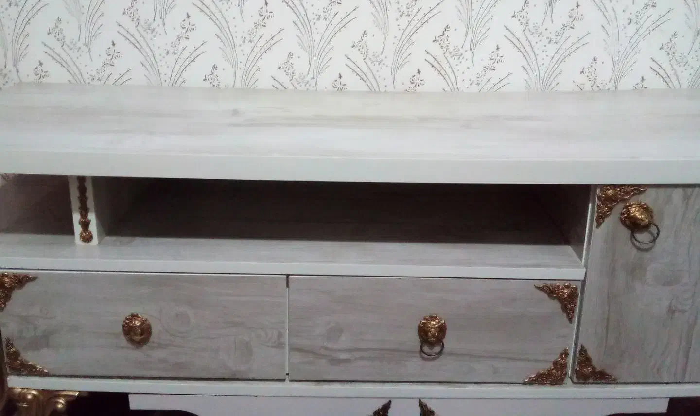 میزتلوزیون نو بدون هیچ خراش وایرادی|میز تلویزیون|سنقر, |دیوار