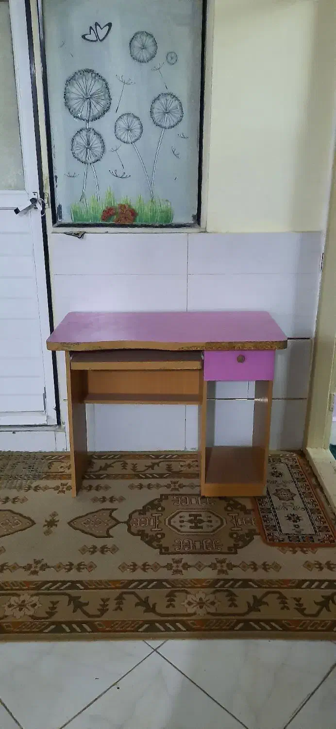 میز کامپیوتر|میز تحریر و کامپیوتر|بم, |دیوار