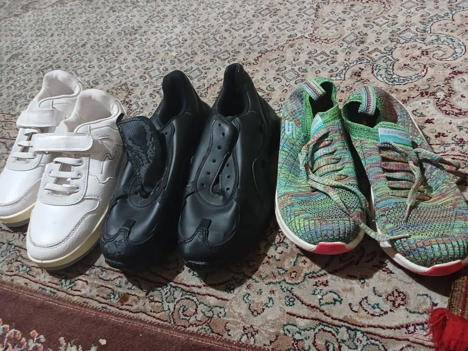 سه جفت  ۲۰۰ هزار|کیف، کفش، کمربند|چهارباغ, |دیوار