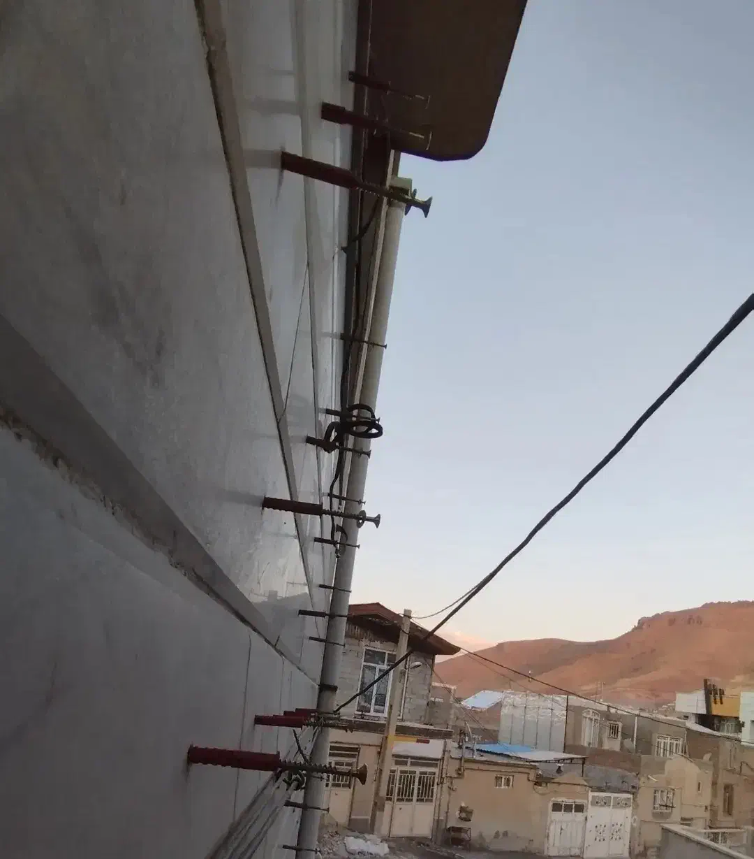 خدمات راپل کار درارتفاع بدون داربست|خدمات پیشه و مهارت|میاندوآب, |دیوار