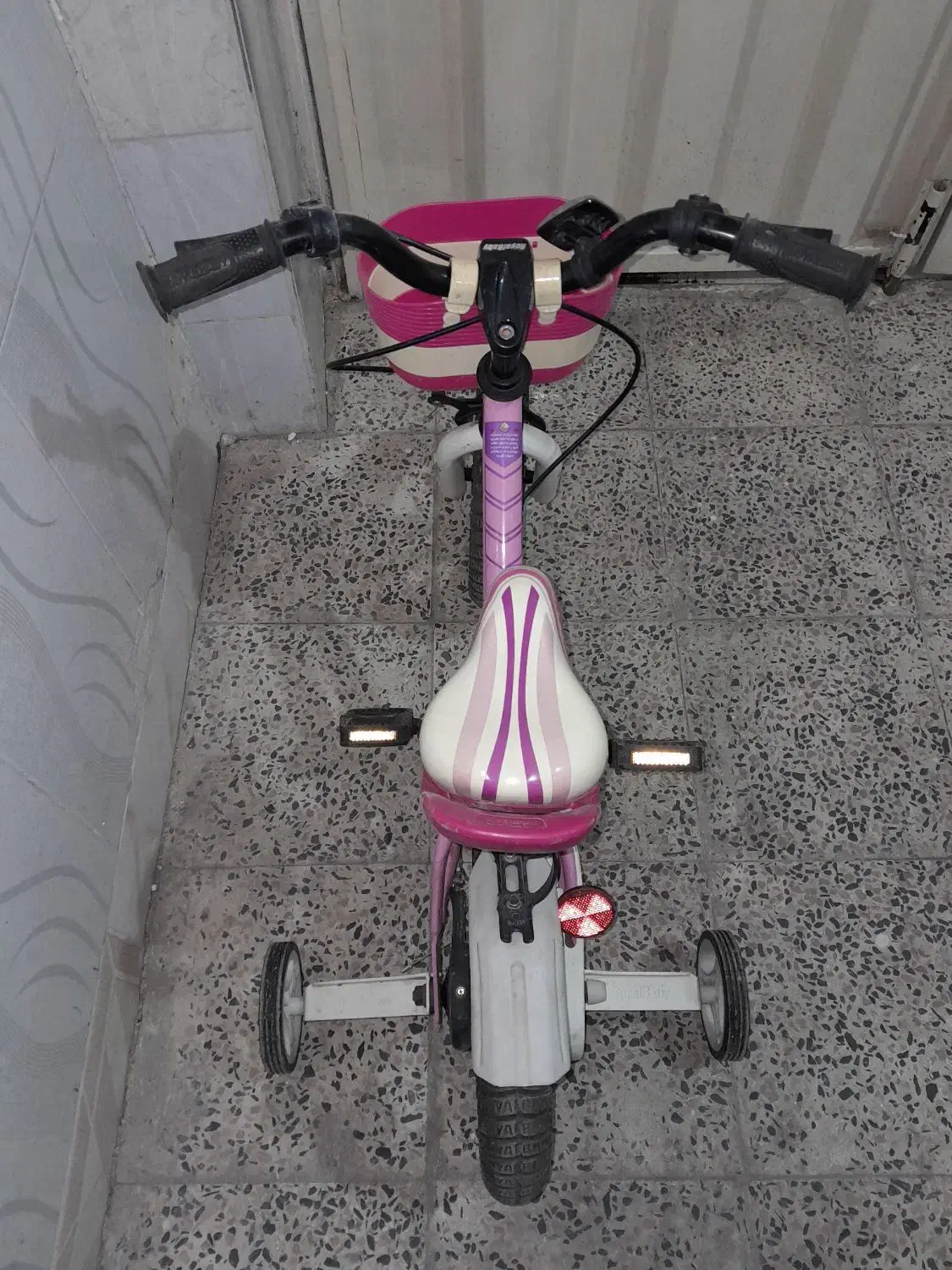 دوچرخ ۱۲|دوچرخه، اسکیت، اسکوتر|رباط‌کریم, رباط‌کریم|دیوار