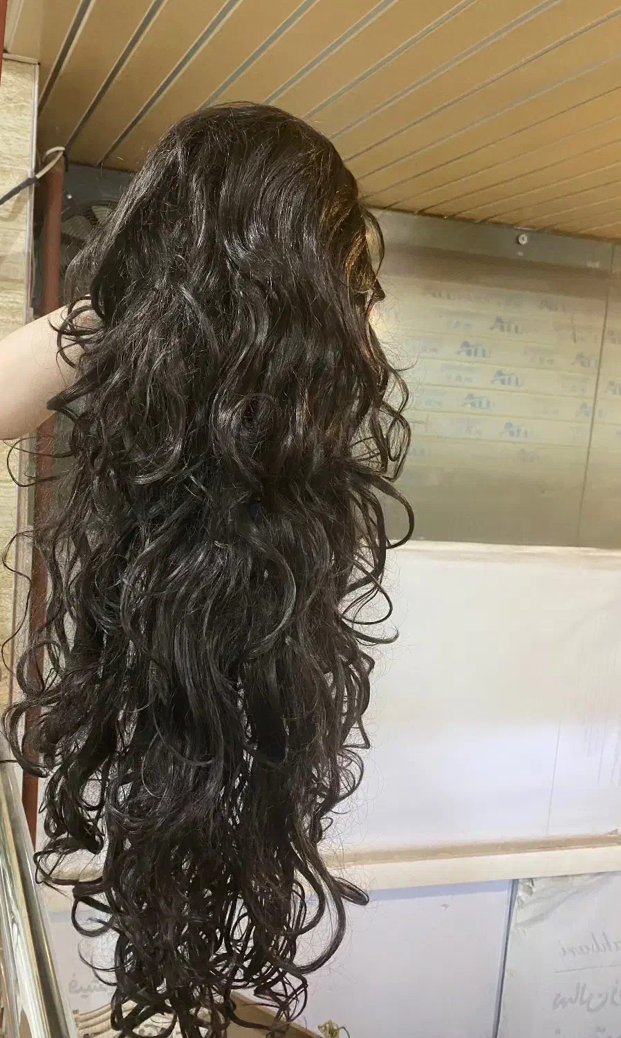 کلاه گیس|آرایشی، بهداشتی، درمانی|رشت, دروازه لاکان|دیوار