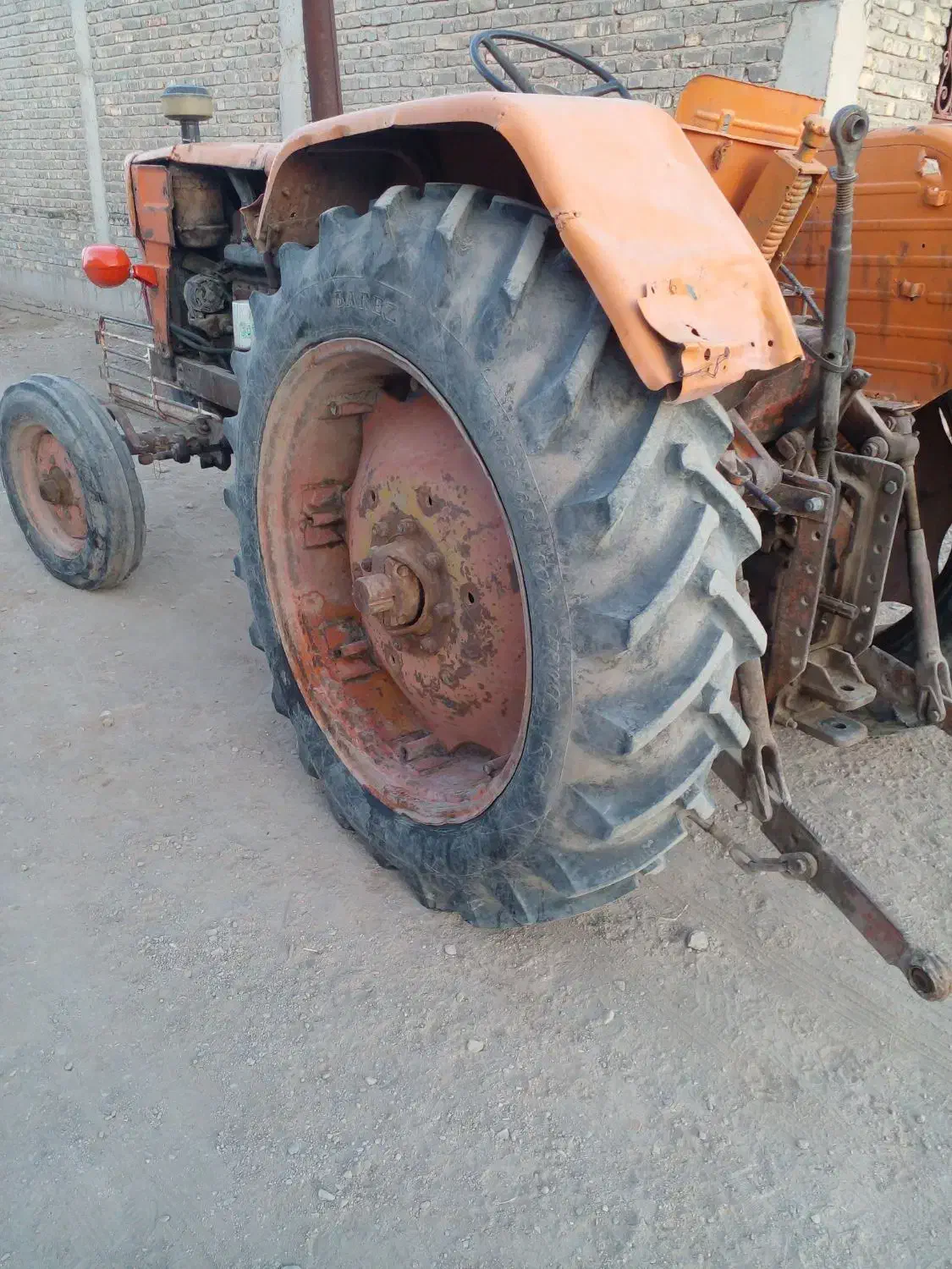 تراکتور رومانی|خودرو سنگین|سیرجان, |دیوار