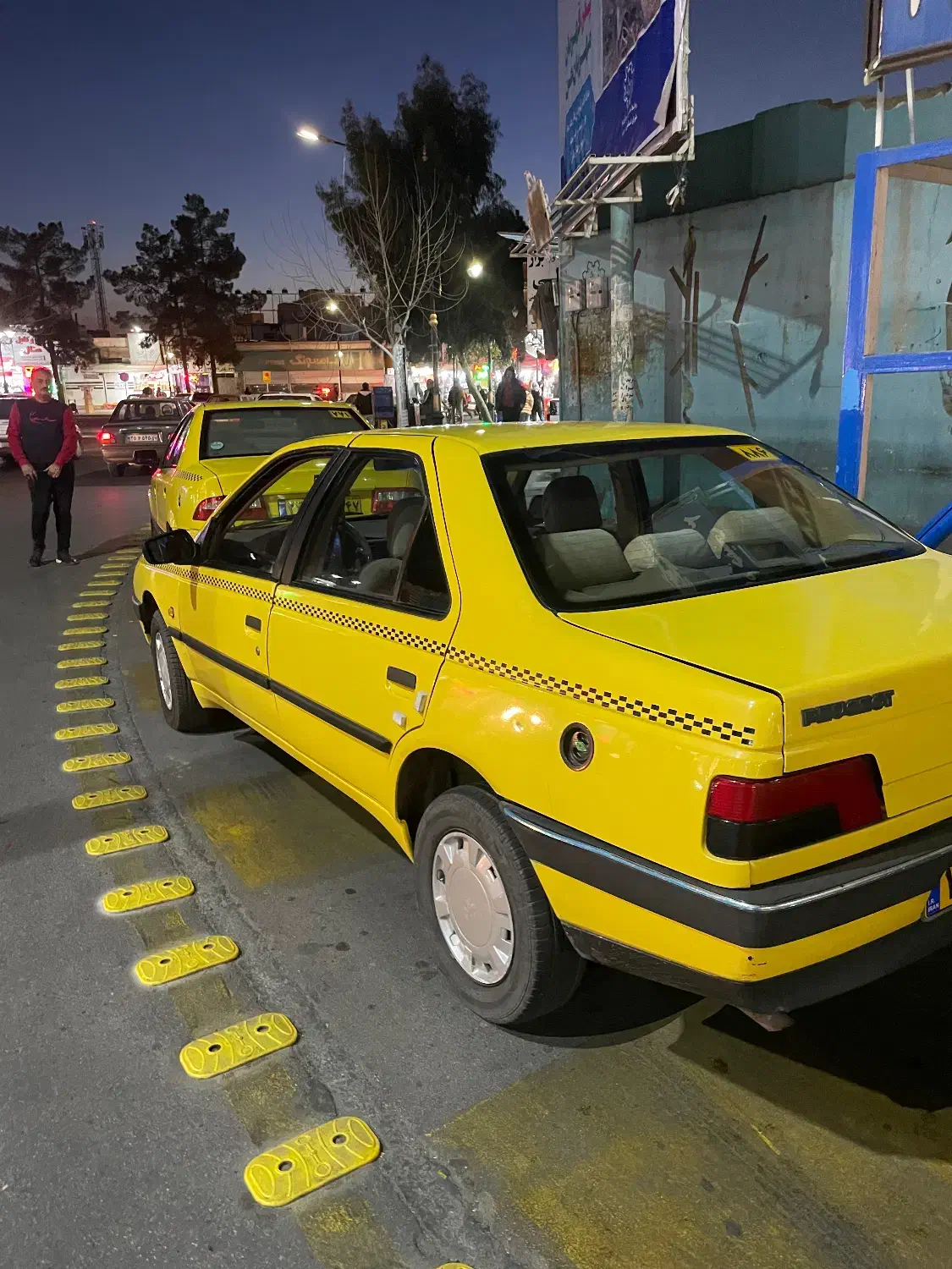 پژو تاکسی 405|خودرو سواری و وانت|ساوه, |دیوار