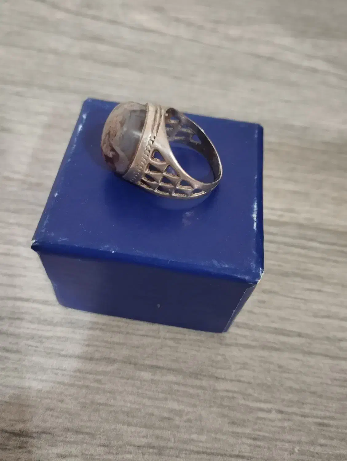 انگشتر رکاب نقره با سنگ های طبیعی|جواهرات|ایلخچی, |دیوار