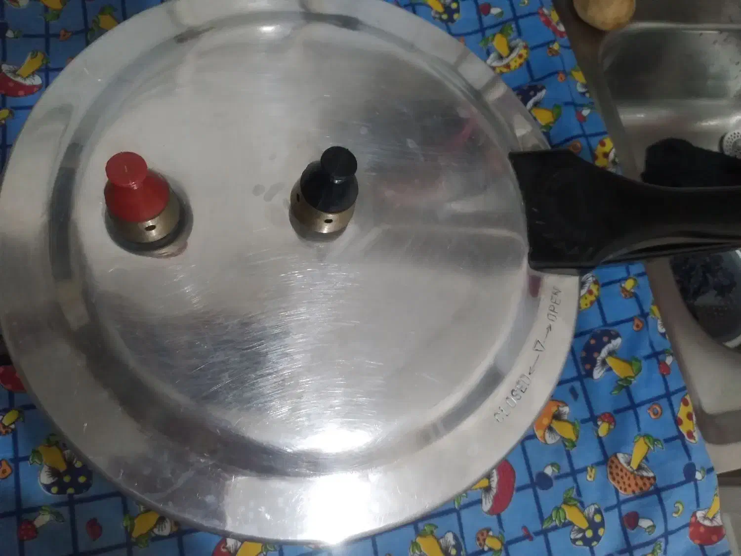 زودپز|ظروف پخت‌وپز|همدان, |دیوار