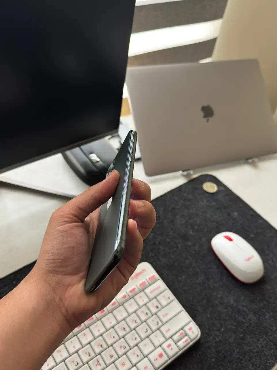 iPhone 11 Pro Max با حافظه ۲۵۶ گیگابایت|موبایل|تهران, نارمک|دیوار