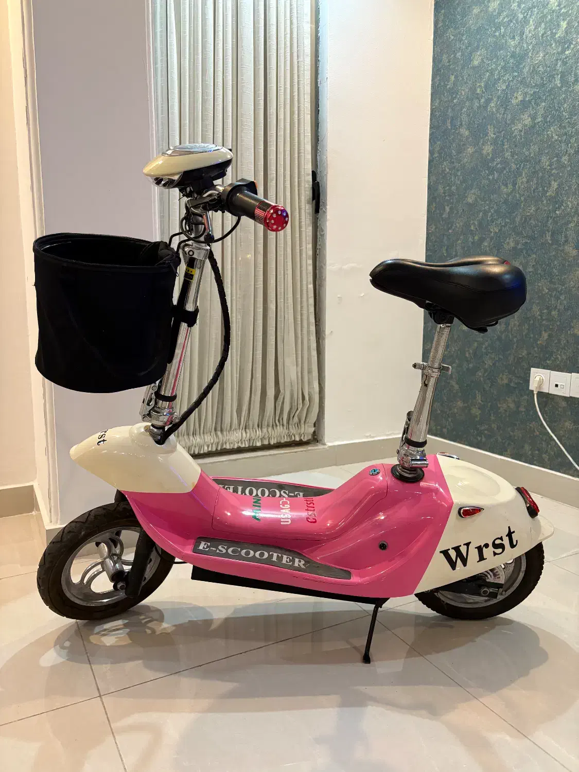 اسکوتر شارژی|دوچرخه، اسکیت، اسکوتر|کیش, |دیوار