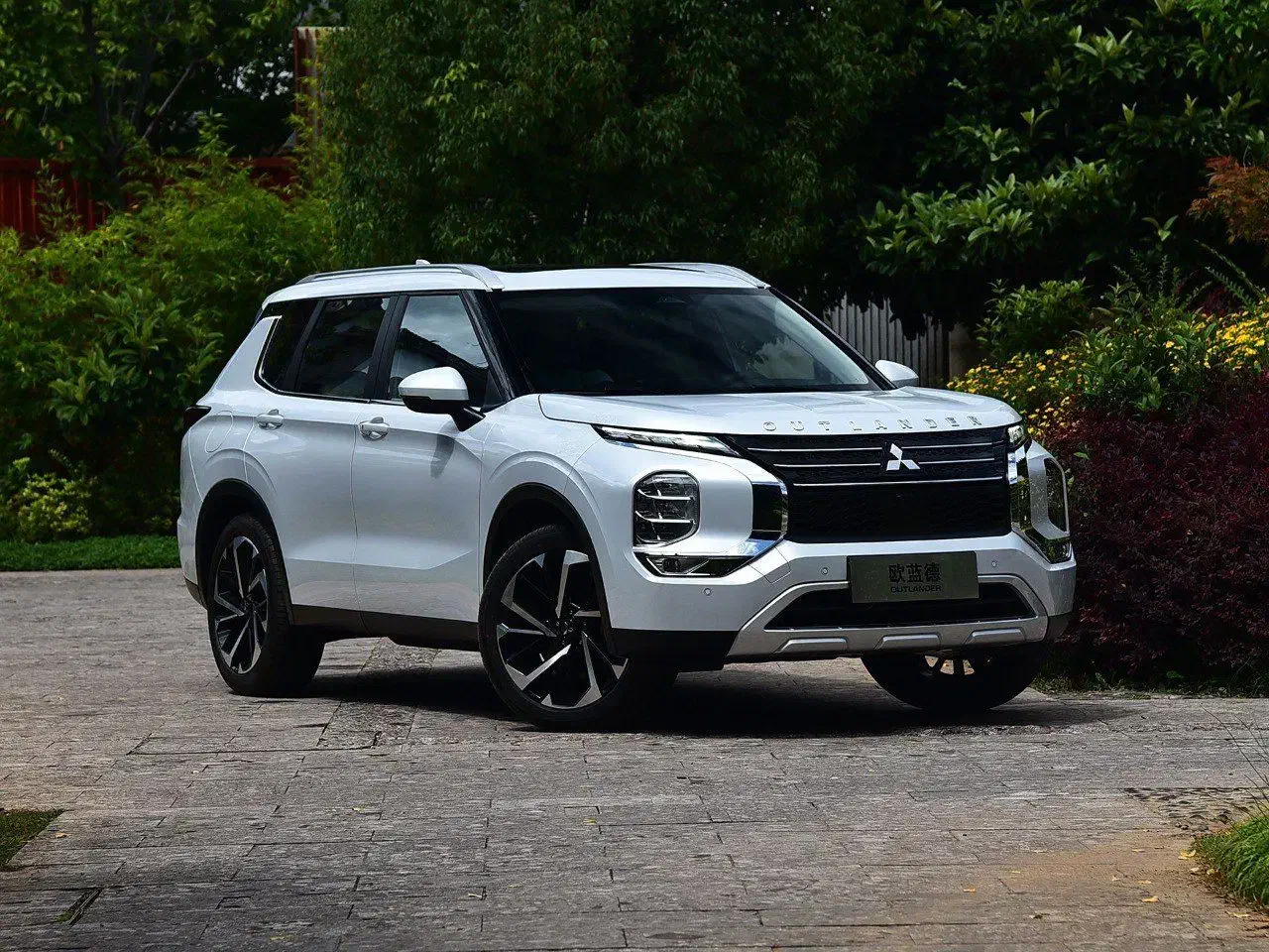 میتسوبیشی اوتلندر H LINE تک دیفرانسیل ، مدل2023|خودرو سواری و وانت|تهران, سعادتآباد|دیوار