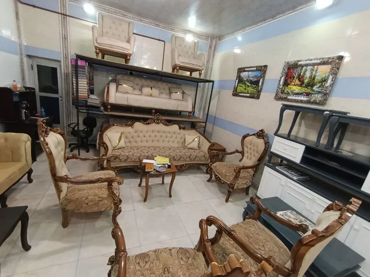 مبل سلطنتی ماهور|مبلمان خانگی و میز عسلی|رشت, کوی حسینی|دیوار