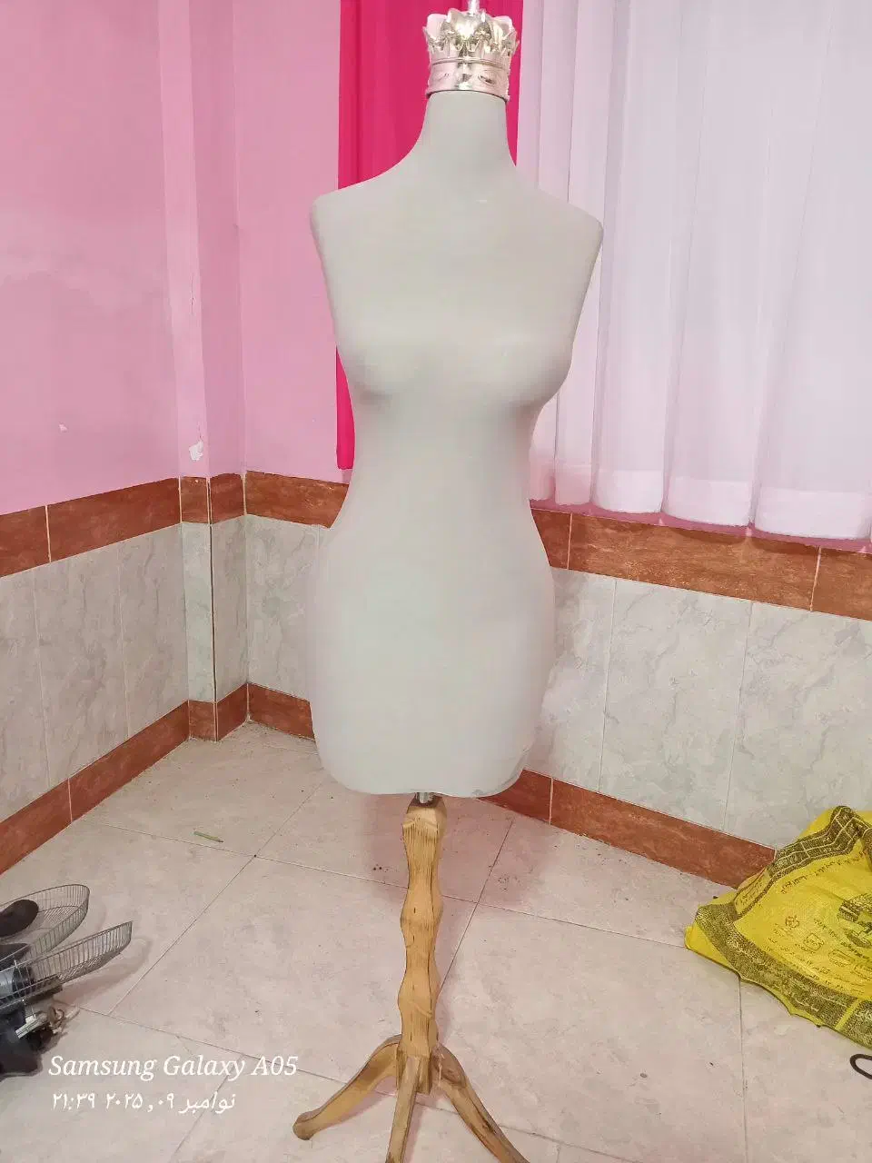 لوازم مغازه لباس|عمدهفروشی|گرگان, |دیوار