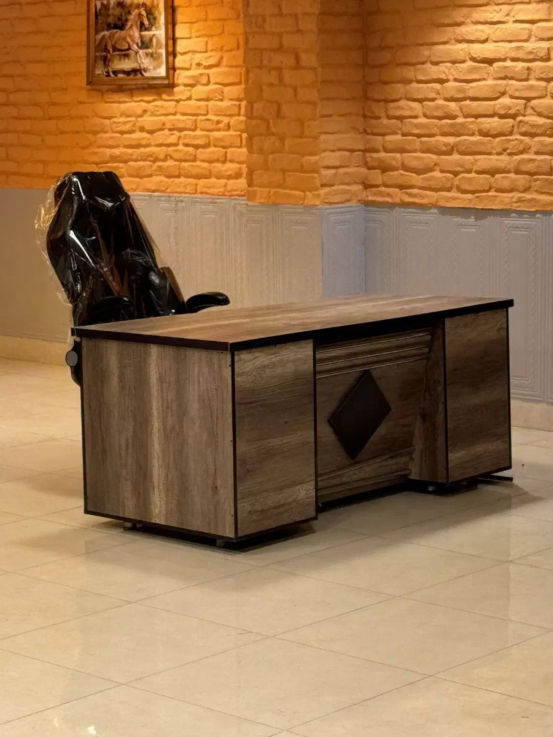 میز کامپیوتر و مدیریتی|میز تحریر و کامپیوتر|بروجرد, |دیوار