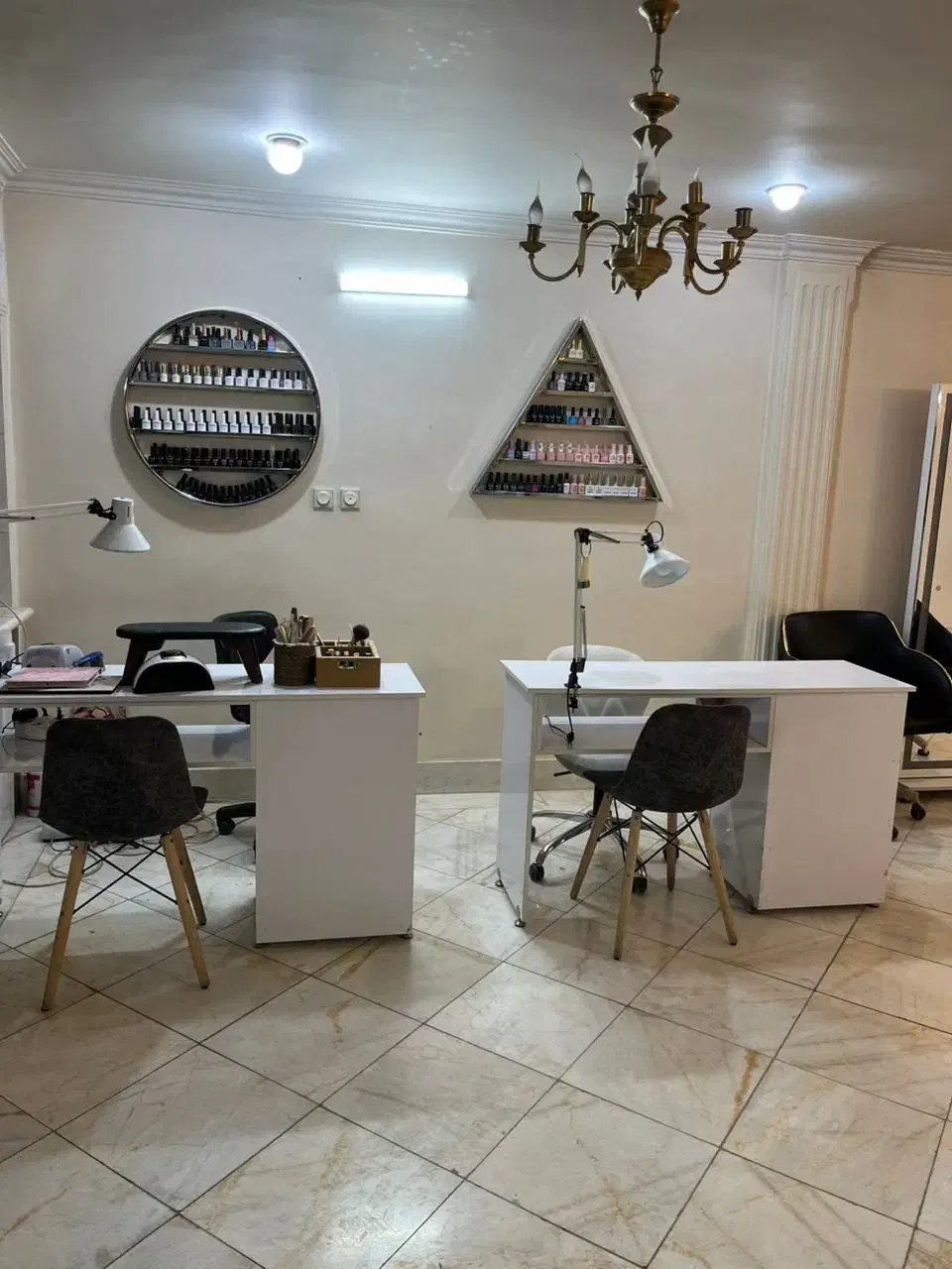 فوری تیم ما نیازمند مژه کار حرفه ای میباشد.|استخدام درمانی، زیبایی، بهداشتی|اصفهان, فیض|دیوار