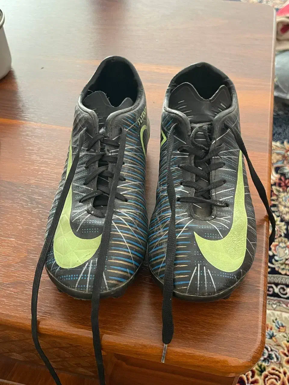 کفش چمن|تجهیزات ورزشی|کاشمر, |دیوار