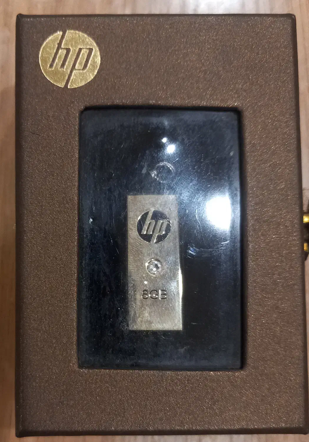 فلش مارک hp  و ۸گیگ|قطعات و لوازم جانبی رایانه|سرخه حصار, |دیوار