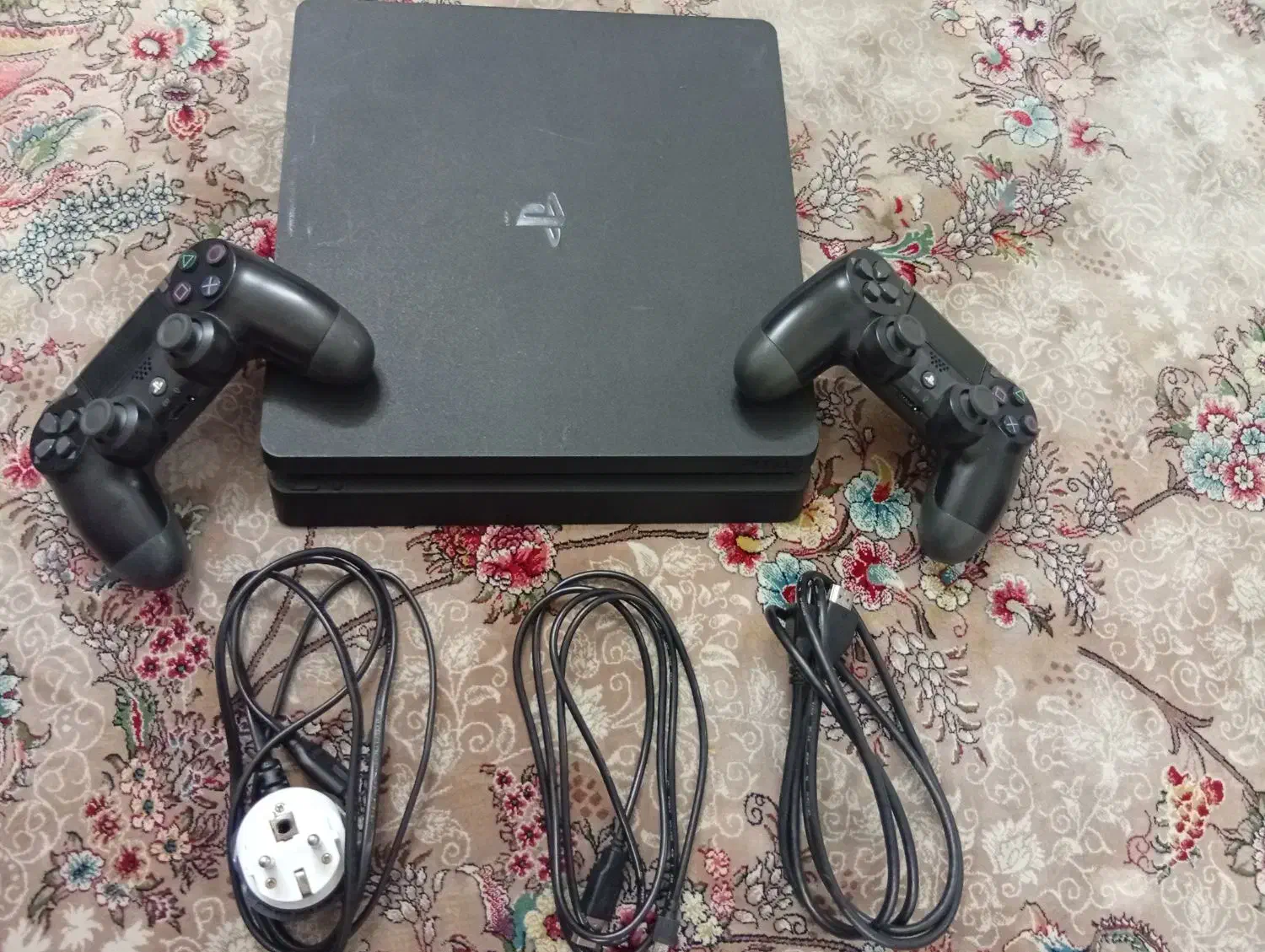 فروش فوریps4 slim|کنسول، بازی ویدئویی و آنلاین|تهران, راه آهن|دیوار