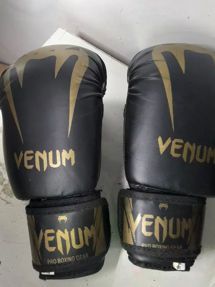 دستکش بوکس|تجهیزات ورزشی|وحیدیه, |دیوار