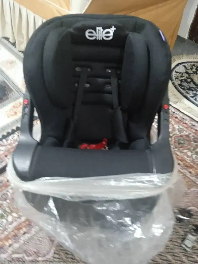 صندلی ماشین کودک|تخت و صندلی بچه|ارومیه, |دیوار