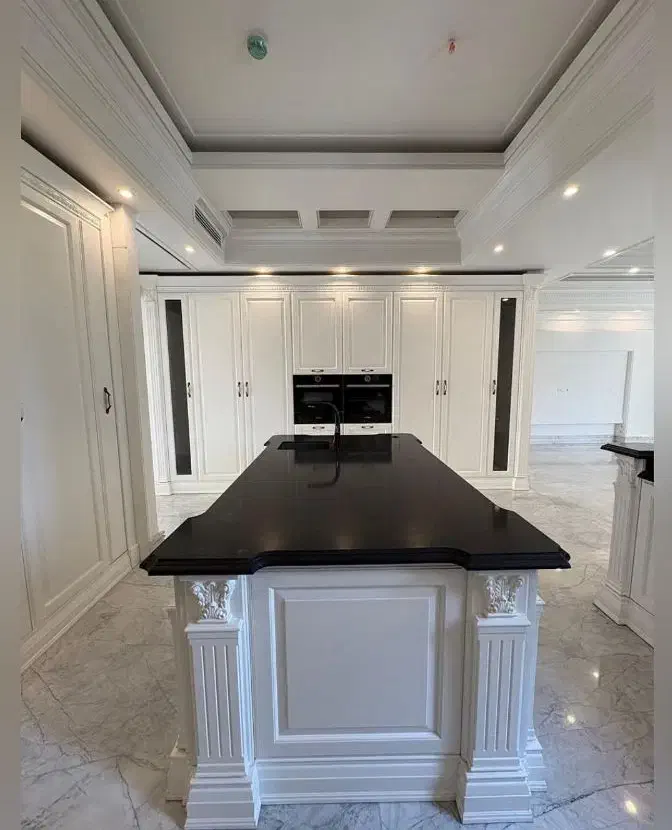 ۲۱۰ متری/ چهارباغ بالا/ نمای فاخر رومی/شمالی جنوبی|فروش آپارتمان|اصفهان, سعادت‌آباد|دیوار