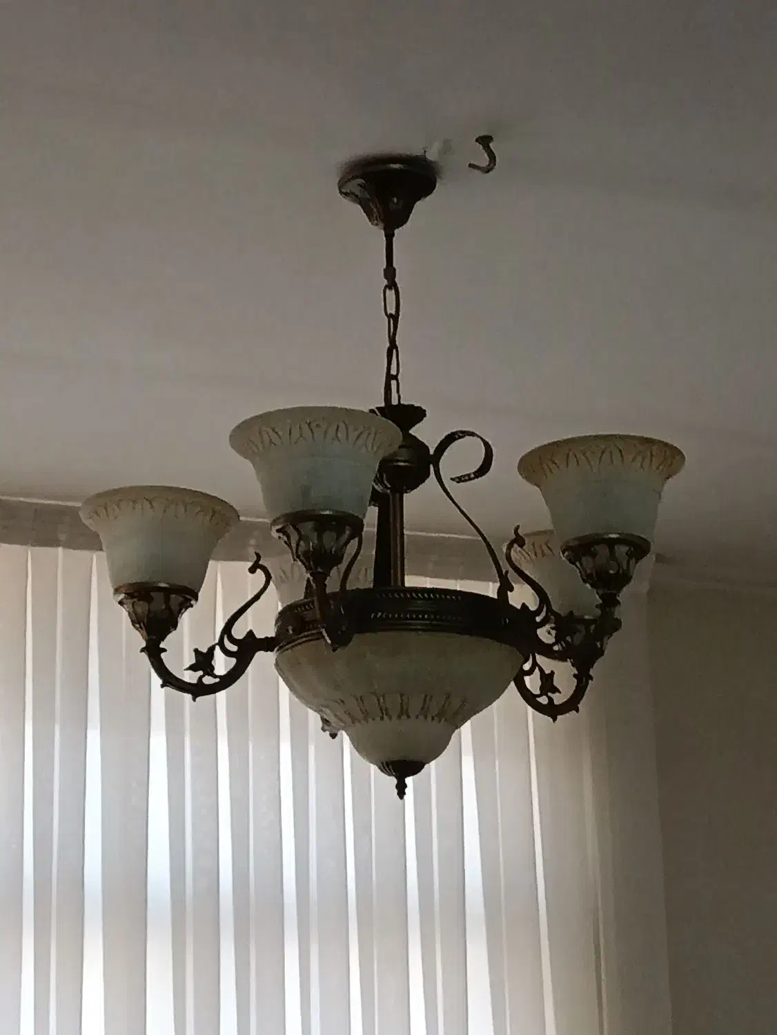 دو عدد لوستر برنز|لوستر و چراغ آویز|کرج, کوی بعثت|دیوار