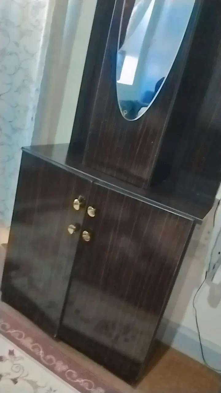 جاکفشی|جاکفشی، کمد، دراور|زابل, |دیوار