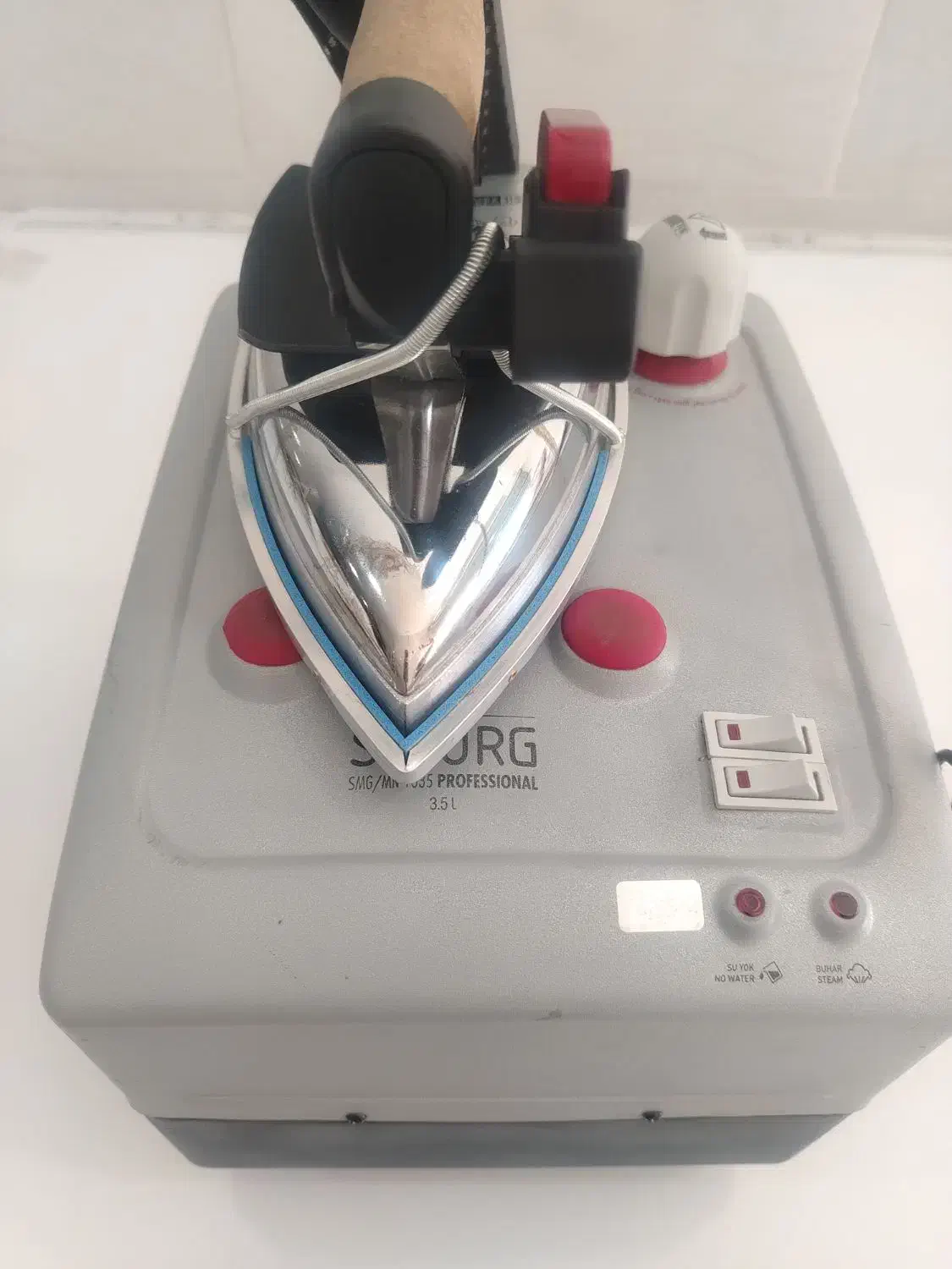 اتو بخار سیلتر مدل سیمرغ اصل ترک 3/5 لیتری درحد نو|اتو و لوازم اتو|شیراز, دست خضر|دیوار