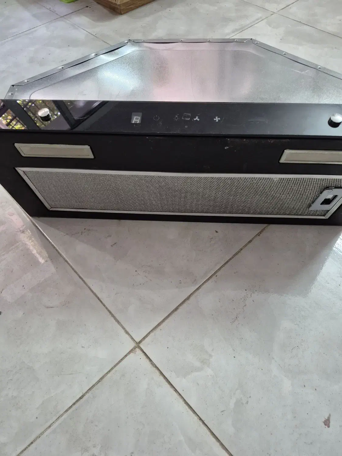 هود اشپزخانه|هود|اصفهان, رکن الدوله شرقی|دیوار