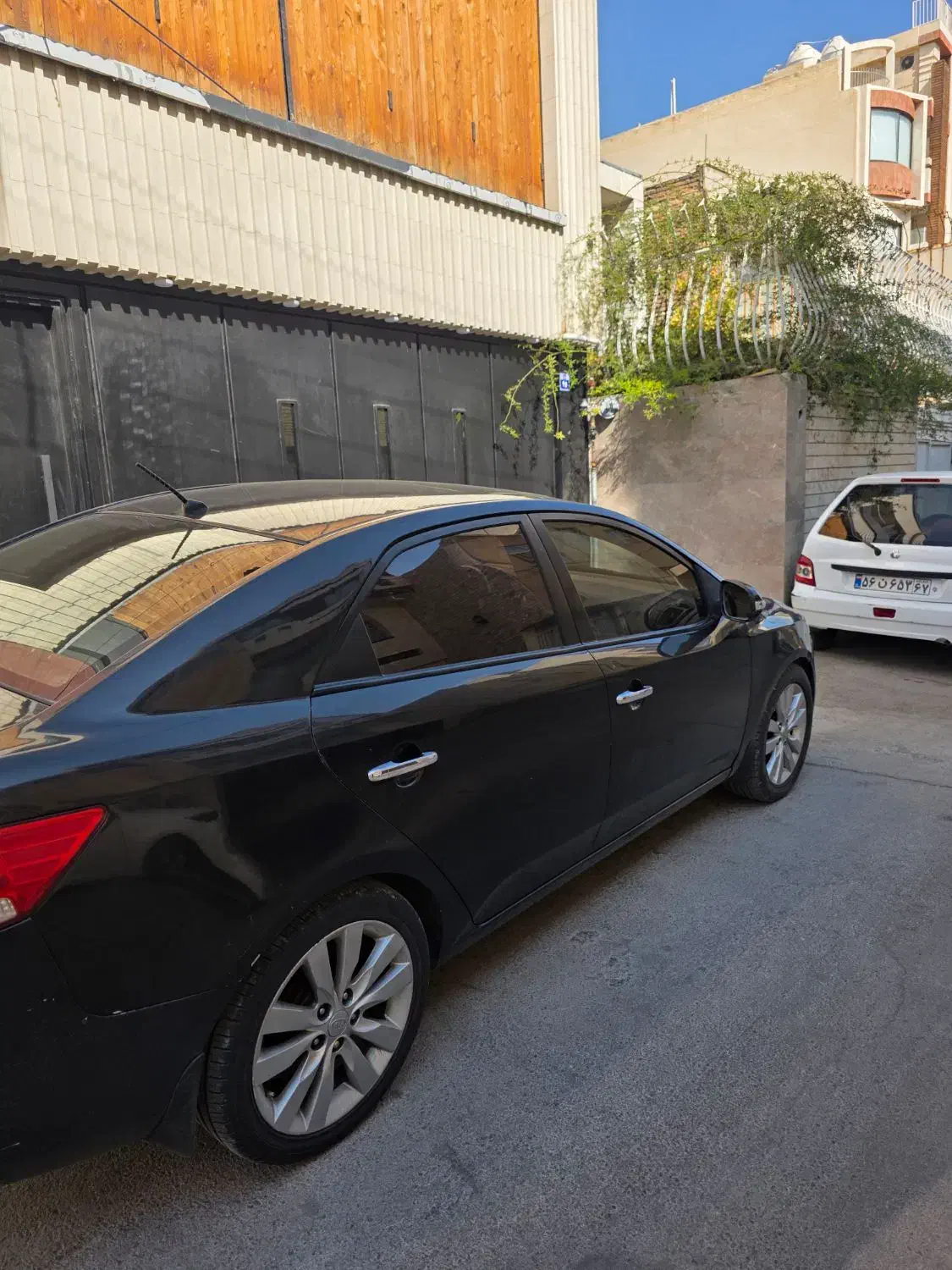 کیا سراتو وارداتی مدل ۲۰۱۰ موتور ۲۰۰۰|خودرو سواری و وانت|اصفهان, مسجد مصلی|دیوار