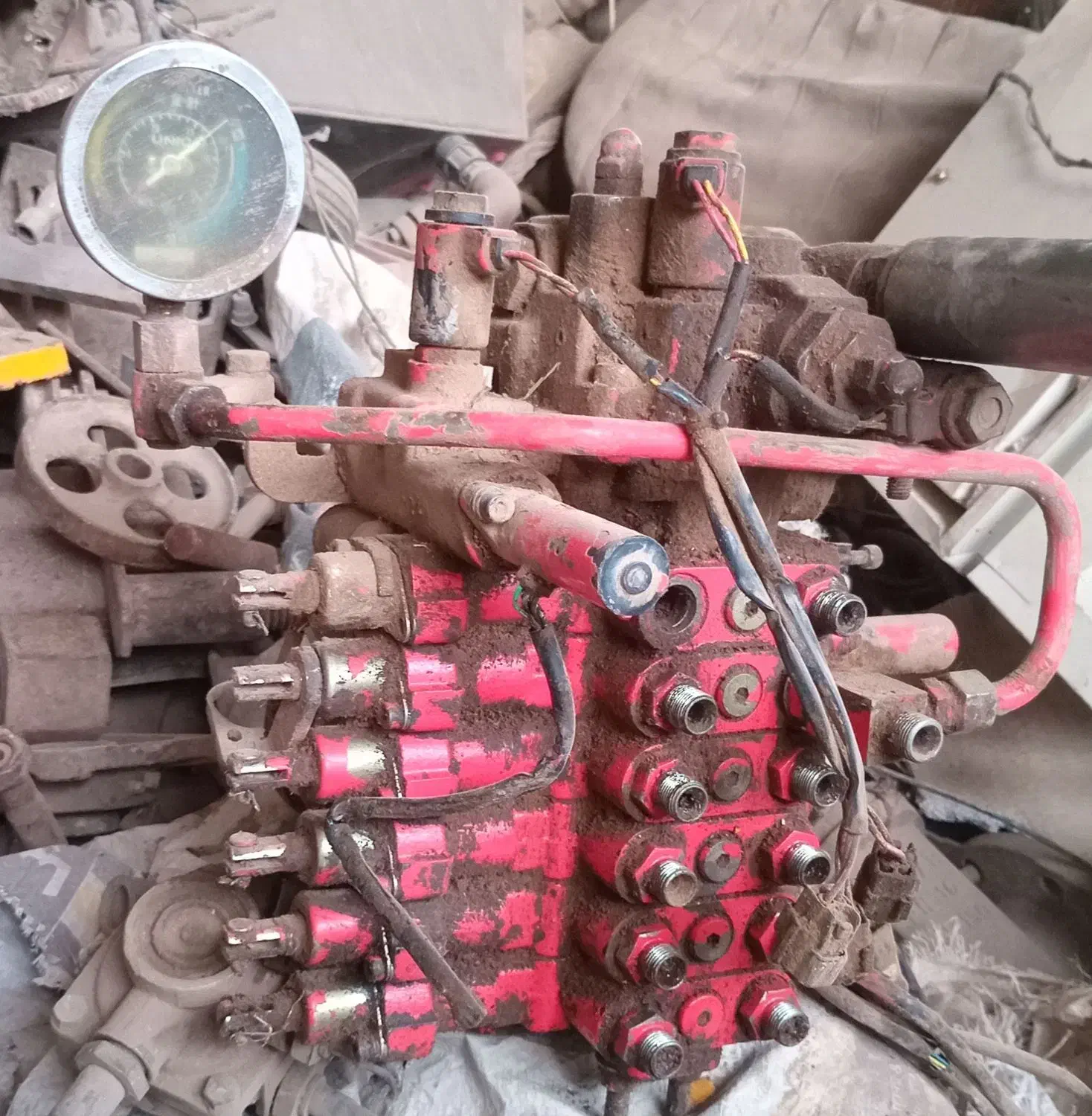 جرثقیل|خودرو سنگین|تربت جام, والفجر|دیوار